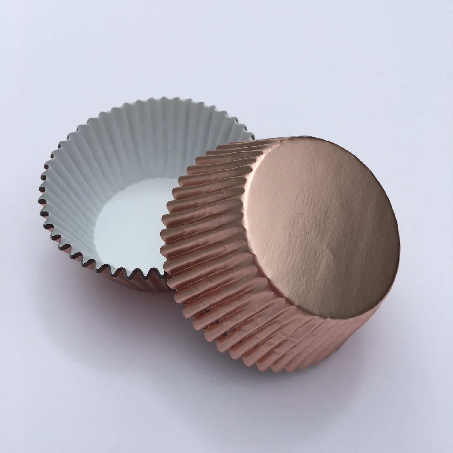 STANDARD Foil Cupcake Liners / Baking Cups – 50 ct ROSE GOLD – Cake  Connection