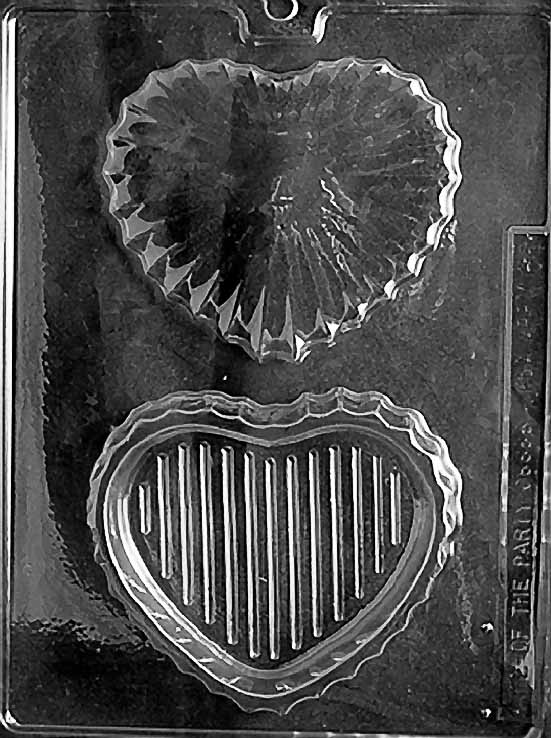 CANDY MOLD – FILLABLE / BREAKABLE HEART BOX W LID 4-5/8″ – Cake Connection